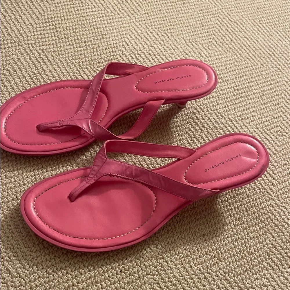 Banana Republic Hot Pink Leather Thong Sandals